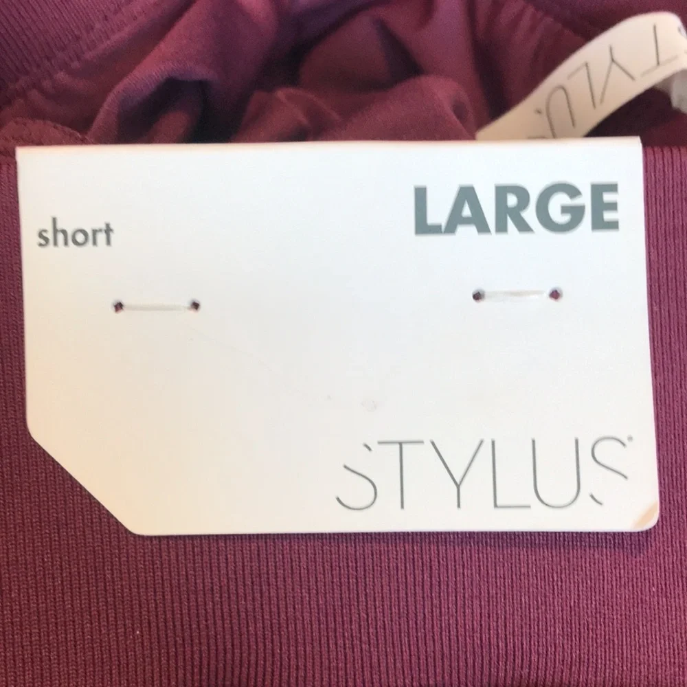 NEW Stylus Sweet‎ Plum Pleated Skort